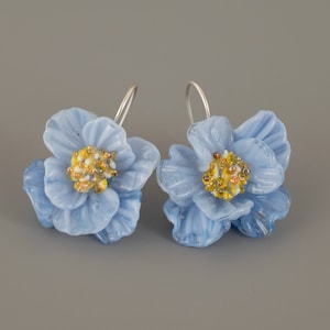 Pendientes Cottagecore para mujer Pendientes de flores azules de vidrio soplado Joyas Cottagecore para estilo de ropa formal Pendientes colgantes de moda artística