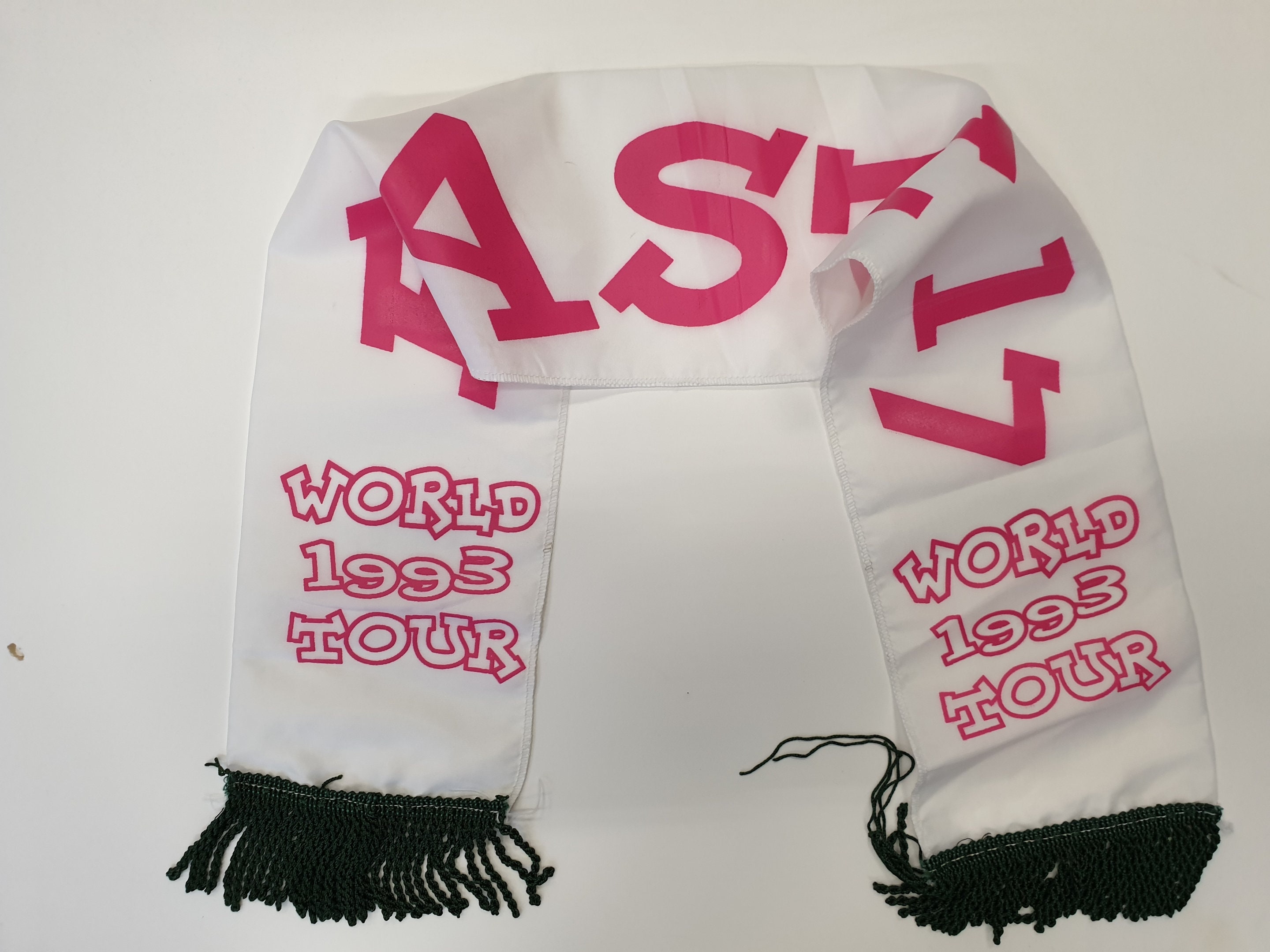 world tour scarf