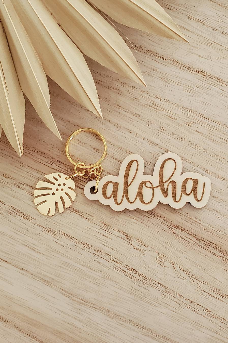 Hawaiian Keychain | Aloha | Monstera Keychain | Engraved Keychain ...