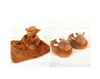Highland Cow presentask för nyfödda, presentset för mamma och bebis, nybliven mamma, täcke för bebisar, Highland Cow tofflor för bebisar, present till nyfödd