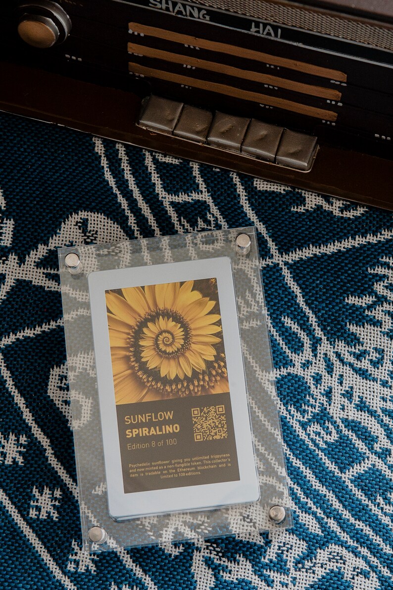 Personalized NFT Digital Frame Customized Artwork Video or Etsy