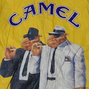 VTG 1992 Joe Camel Tyvek Zip Up Windbreaker Jacket Taille XL Jaune Léger image 3