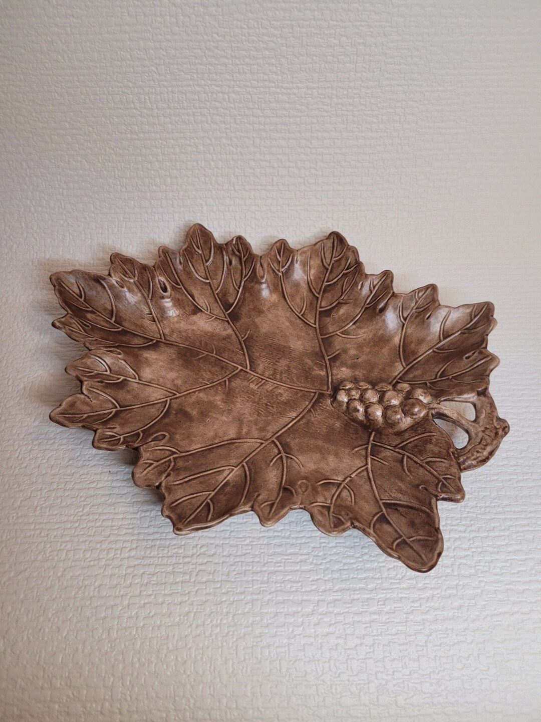 Vintage MCM Molded Woodlike Grape Leaf Dish Ceramic Mcnees 182 11 Etsy