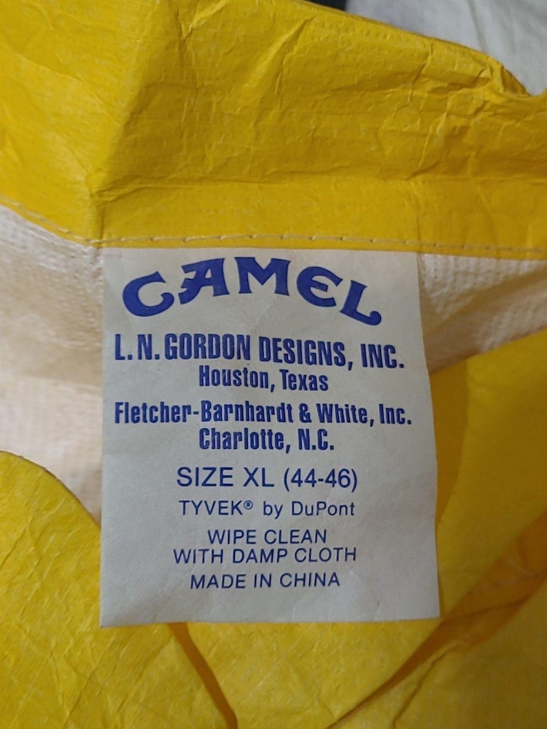 VTG 1992 Joe Camel Tyvek Zip Up Windbreaker Jacket Taille XL Jaune Léger image 4