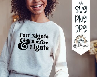 Herbst Nächte Lagerfeuer Lichter SVG | zip Datei mit svg, jpg, png | Silhouette & Cricut Schnittdatei | Retro Buchstaben | Herbst svg | Kampieren svg