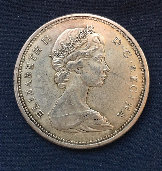 エリザベス2世　銀貨　1966年カナダドル カナダ *1966年* ドル - エリザベス2世 / 復刻版 / カナダ硬貨 - Etsy 日本