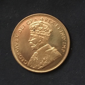 Superb George V *1914* Five Dollars / Gold Effect / Canadian Coins