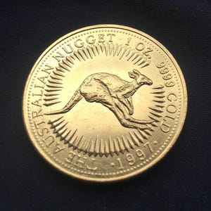 Australian Nugget *1997* Kangaroo - Elizabeth 11 - Gold Plated / Australian Coins