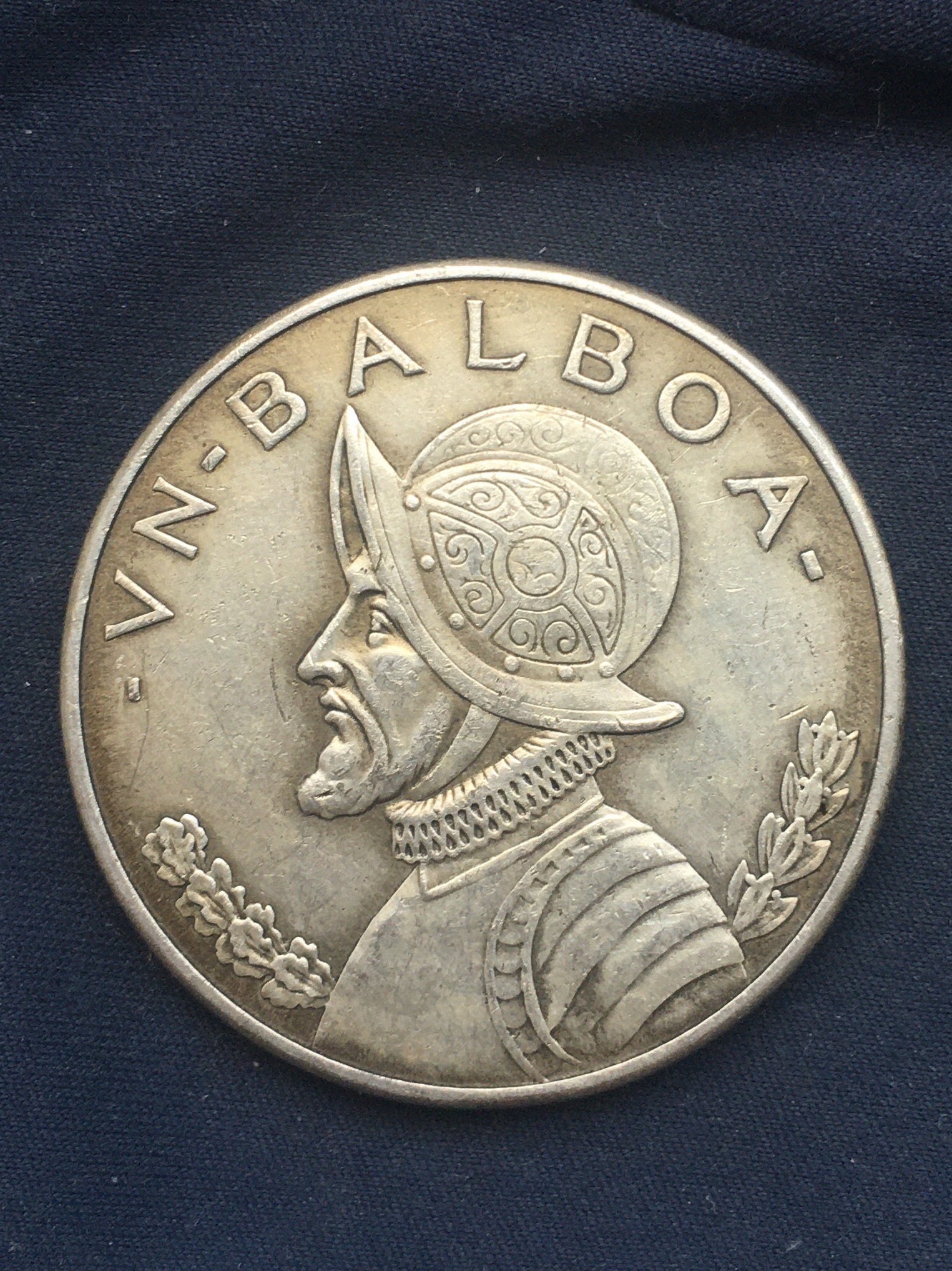 パナマ　ハーフバルボア銀貨ペンダント Panama balboa - Etsy 日本