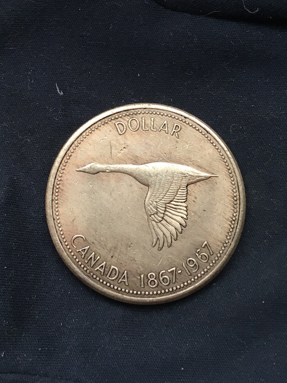 カナダ *1967年* 1ドル硬貨 - エリザベス2世 / 復刻版 / カナダ硬貨