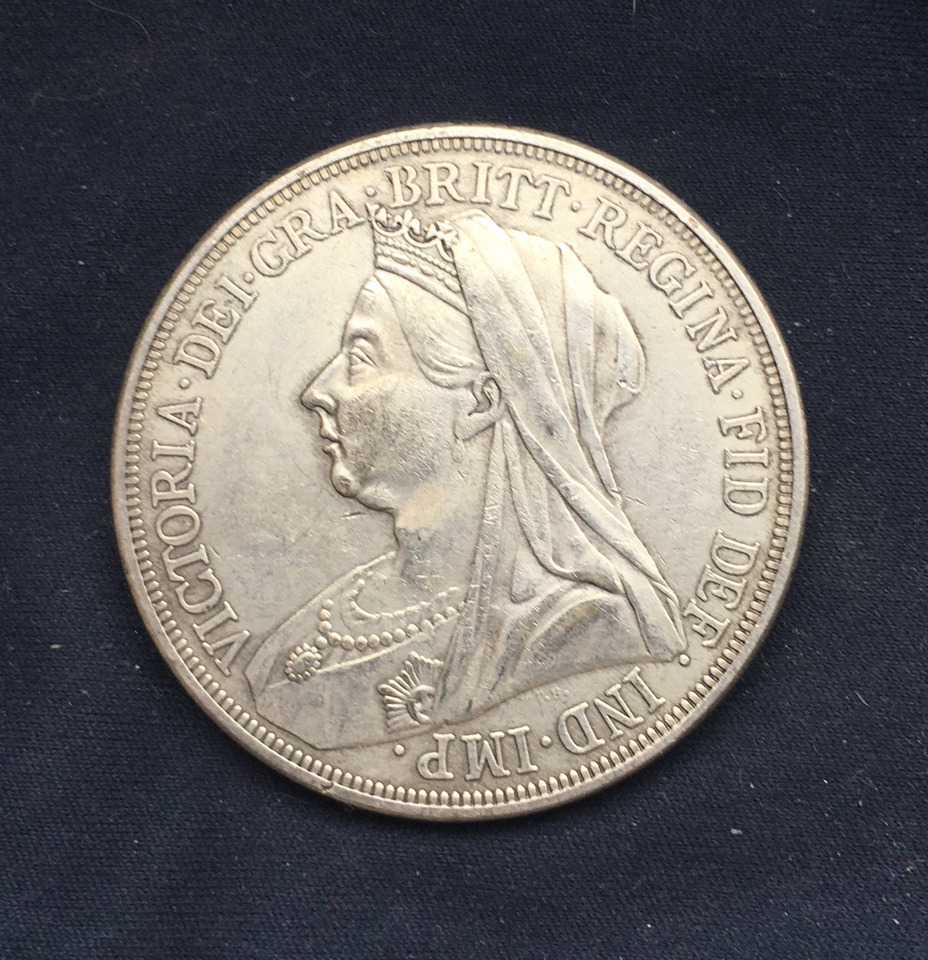 ヴィクトリア *1896* クラウン / ベールヘッド / 旧英国コイン / 再