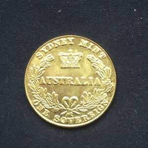 Victoria *1855* Sovereign - Gold Effect - Australia Coins / British Commonwealth