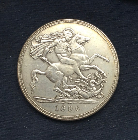 英国　ヴィクトリア女王　クラウン銀貨　ベール・オールドヘッド　1896 トーン 1896 英国 イギリス ビクトリア ヴィクトリア ベールド