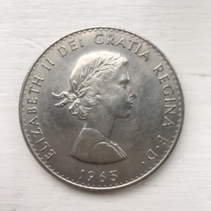 Churchill Crown - Queen Elizabeth 11 1965 Crown Coin
