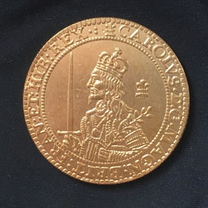 Charles 1st *1643* Triple Unite - 3 Pounds & 3 Shillings / Gold Effect / British Coins