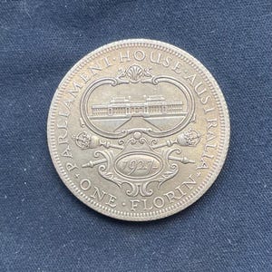 オーストラリアン ナゲット *1986* エリザベス11世 - 金メッキ