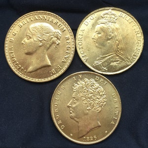 Set of Three -  George 1V - Victoria - Five Pounds - Gold Effect / British Coins