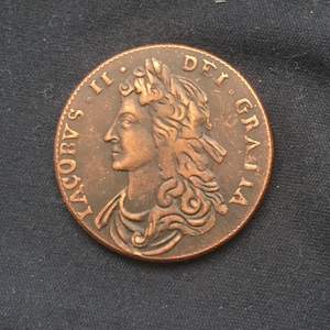 James 11 *1685* Half Penny - British Coins / Restrike