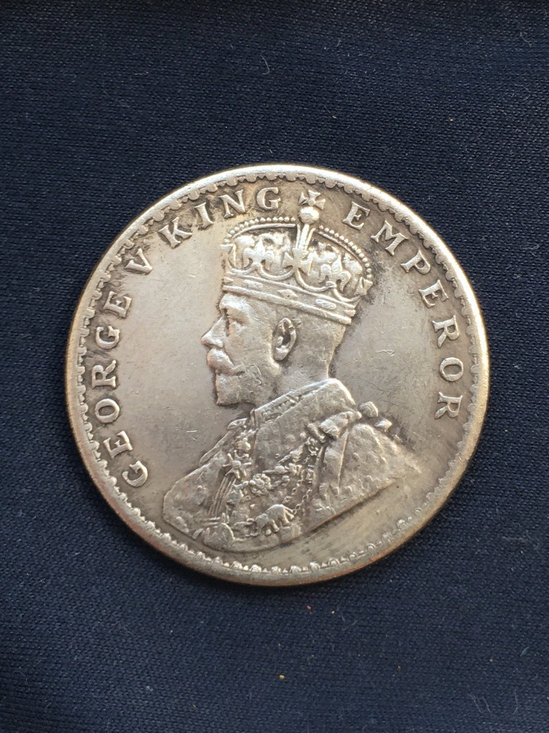 1913年 インド　1ルピー ジョージ5 世 il_1080xN.6192915257_h6da.jpg