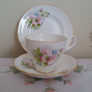 Vintage Argyle Blommigt Te Trios X6 (pris per trio)
