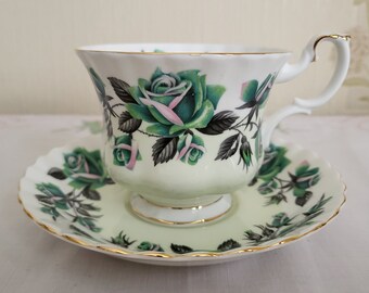 Vintage Royal Albert 'Lakeside Series - Grasmere' Teacup & Saucer