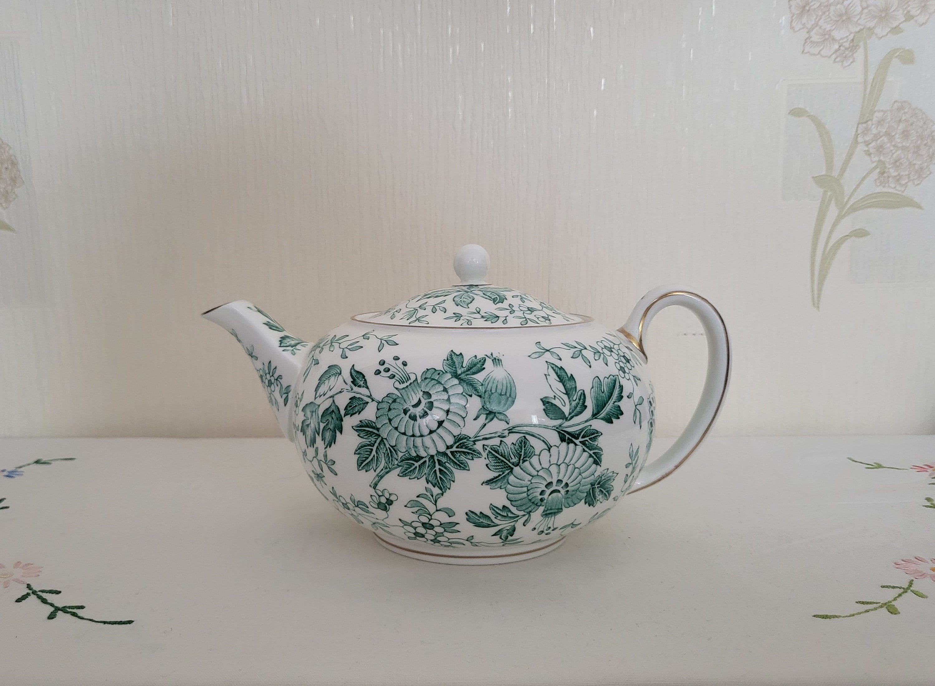 ウェッジウッド プレーリーフラワーズ トリオ ヴィンテージ