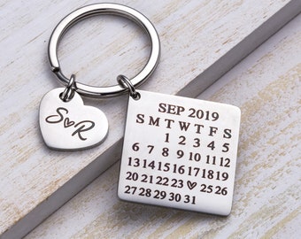 calendar keychain for girlfriend
