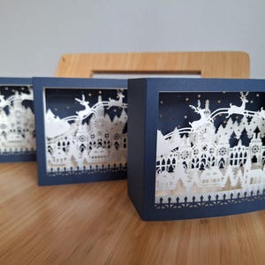Drei Stück (3 Stück) x Weihnachtsszene Popup-Karte, handgemacht