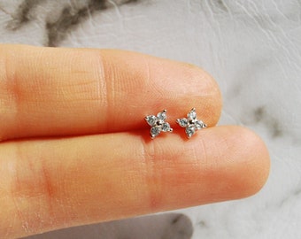 Gift For Her Tiny Helix Conch Dainty Cute Zircon Solid Silver Stud Crystal Flower Pierced 925 Sterling Silver Snowflake Earrings