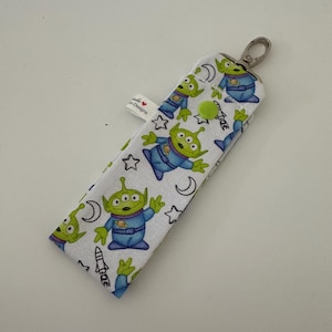 Llavero de tela con forma de oreja, hecho a mano, con temática de Disney Pixar: Toy Story Aliens