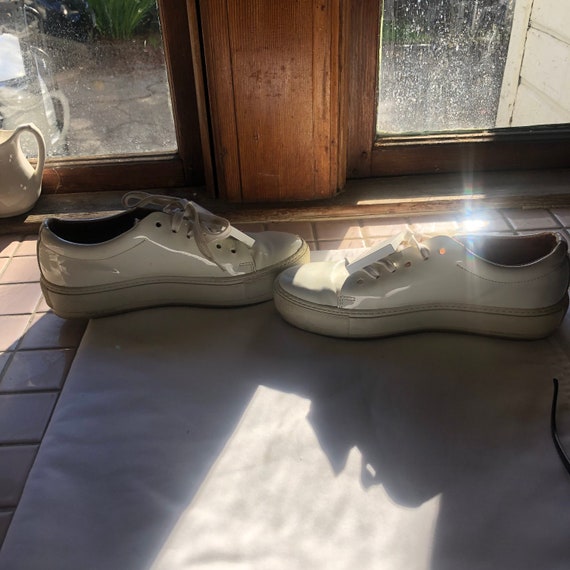 ACNE Made in Italy Face White Sneakers clean! - image 5
