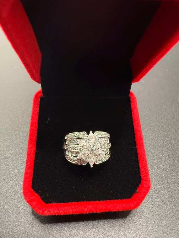 Simulation diamond ring with platinum clad sterli… - image 10