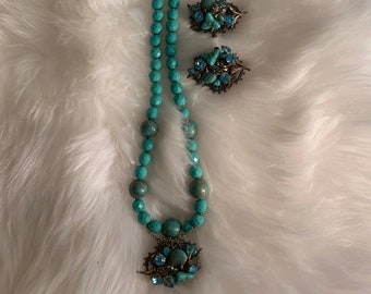 Vintage Turquoise and Gold Color Necklace and Earrings