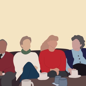 Puede incluir: Cuatro personas están sentadas en un sofá, cada una sosteniendo una taza. El sofá es marrón y el fondo es amarillo claro. Hay una mesa delante de ellos con algunas tazas y otros objetos encima.