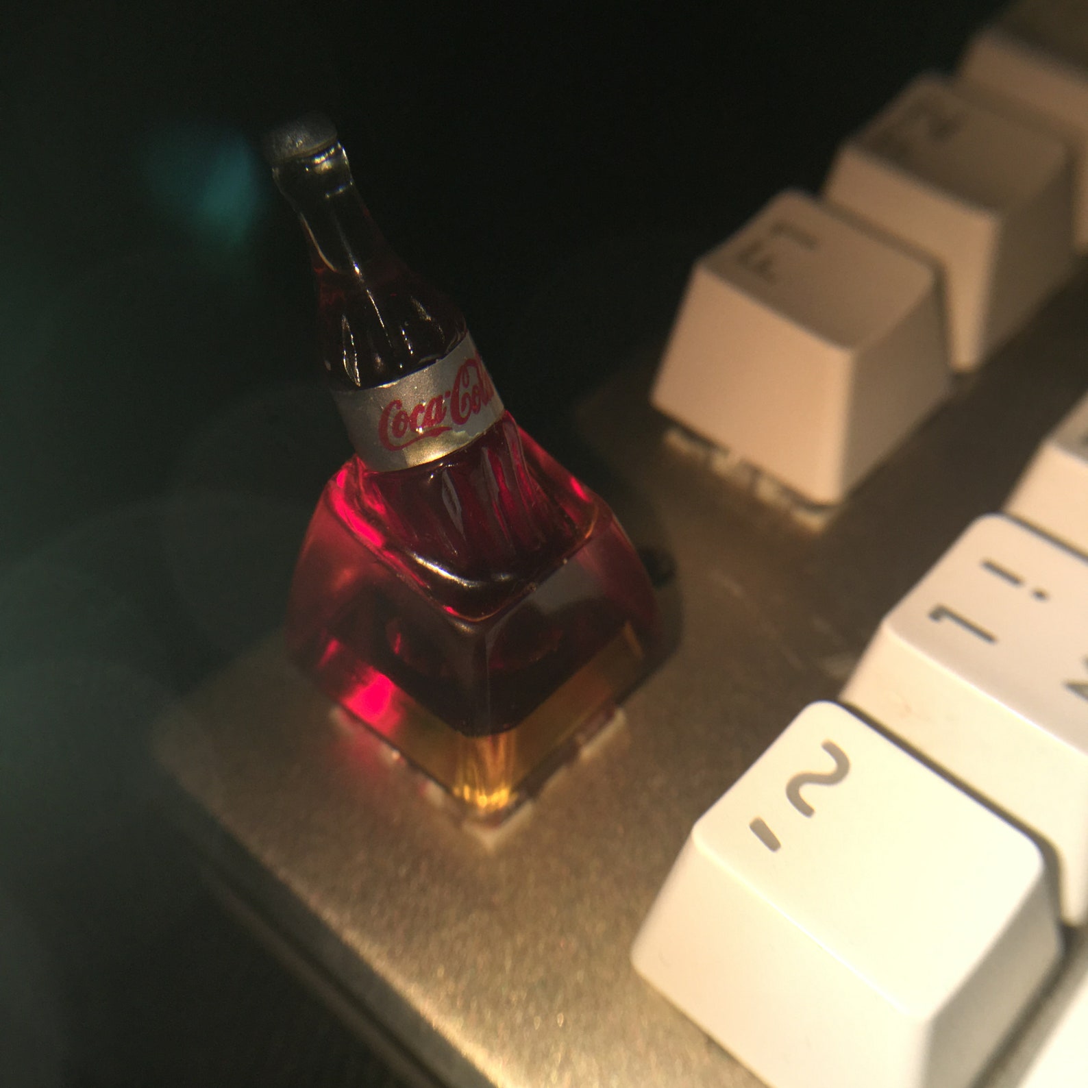 R4 Esc Keycap Handmade Resin Keycap Craftsman Keycap Gift Boy Can Be ...
