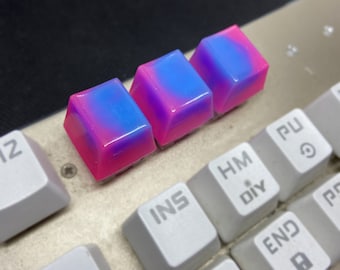 pink Jelly R4 keycap handmade resin keycap craftsman keycap gift OEM keyboard height can be customized personalized keycap SA