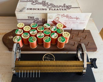 Smocking Pleater Machine Sally Stanley Brass Rollers / Tested / 24