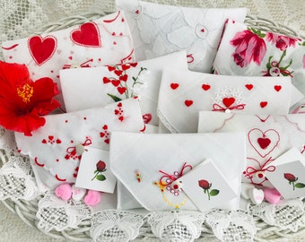 Sachets Made from Vintage Hankies Filled With Lavender, Feminine Sachets in Colors of White and Red, Hostess Gift, Teacher Gift
