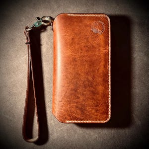 Cartera de cuero hecha a mano