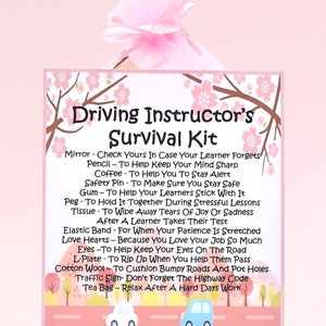 Kit de sobrevivência do instrutor de direção (ROSA) ~ Presente e cartão divertidos e inovadores | Presente de aniversário | Cartões comemorativos | Obrigado | Presente personalizado