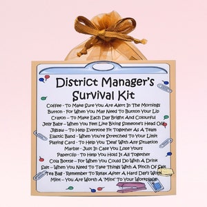 Kit de sobrevivência do gerente distrital ~ Presente de novidade divertido e alternativa de cartão | Presente de aniversário | Cartões comemorativos | Presente personalizado para um gerente