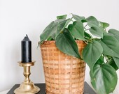Vintage Wicker Plant Pot, Rattan Basket Pot, Vintage Decor, Boho Decor, MCM Decor, Vintage Basket Decor, Plant Decor, Wicker Planter