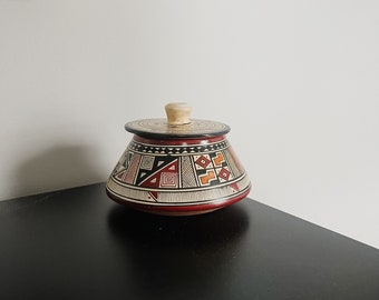 Peruvian Pottery Art Vase, Handmade Peruvian Pottery, Aztec Lidded Redware Vase Container, MCM, Handmade in Peru,Unique Pottery