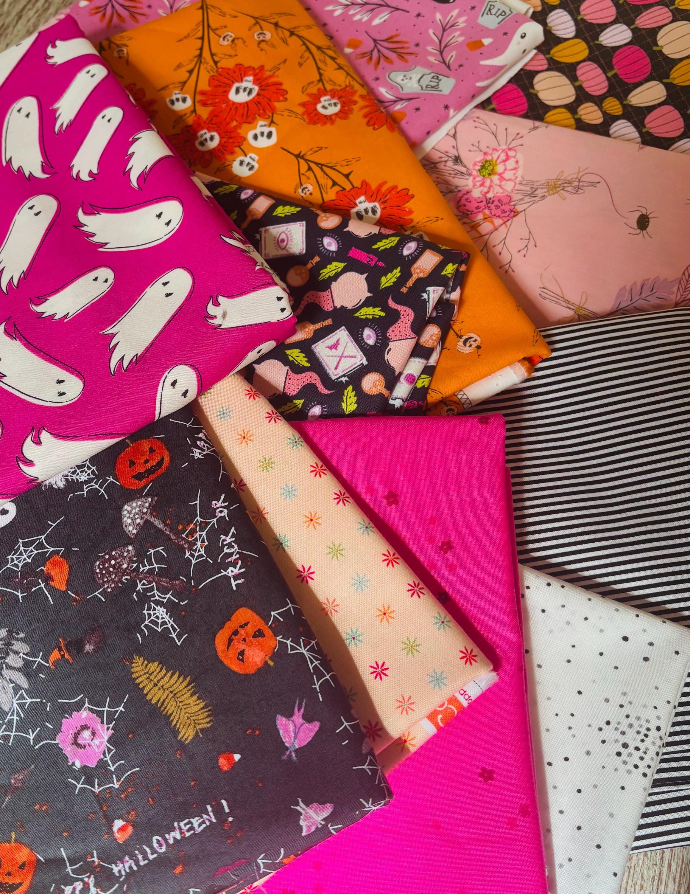 Classic halloween 11 fat quarter  bundle - halloween - pumpkin - AGF pure solids sweet n spooky