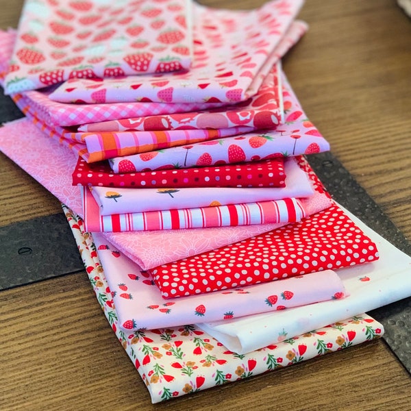 Red berries - Under the Apple Tree - 14 piece FQ bundle - Strawberry - queen of berries | Cotton+Steel - plaid  - gingham - Poppie cotton