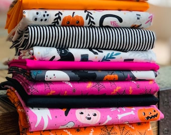 By the glow of the moon mini 11 fat quarter bundle Halloween -  AGF - cotton and steel - Dominika Godette