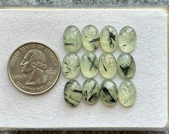 Natuurlijke prehniet roosgeslepen edelsteen, prehniet edelsteen, rutilated prehniet cabochon, losse prehniet gekalibreerde ovale vorm | AFMETING: 12 x 8 x 4 mm