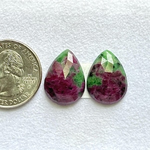 19x13x4mm, naturalny rubinowy kamień szlachetny zoisyt, para anyolitów z kopalni Arusha, zoisytowy kamień szlachetny, para rubinów o szlifie rozetowym, rubin w kształcie gruszki z płaskim spodem