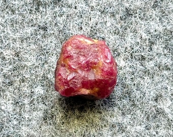Natural Ruby Raw Crystals,   Ruby, Untreated Ruby Gemstone Rough, Red Ruby Crystals, Unheated Ruby, Ruby Rough | SIZE - 17x17x14mm