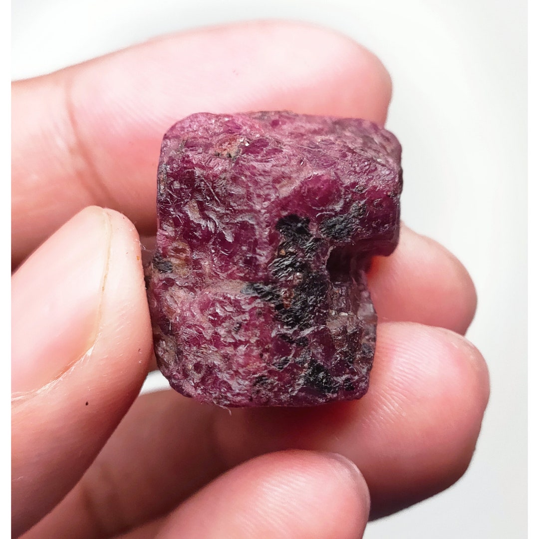 24x20x17mm-african-ruby-raw-stone-untreated-ruby-crystals-red-ruby